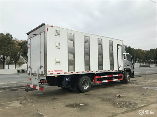恒溫仔豬運(yùn)輸車 專業(yè)高效的小型恒溫拉豬車選購(gòu)指南